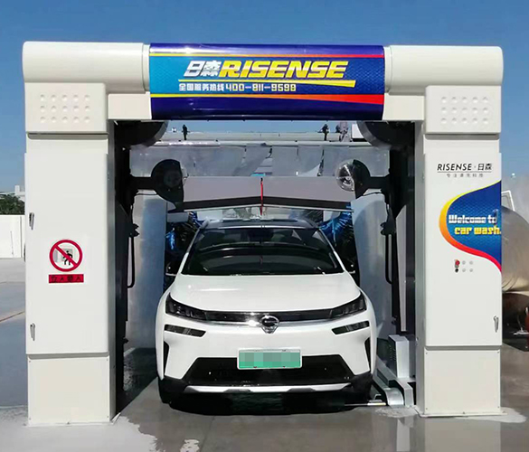 金（jīn）龍隧道（dào）式洗車機CC-670